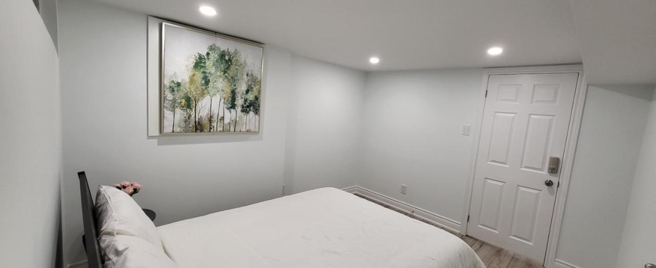 Queen Bedroom With Private Washroom Near 401, 404, Dvp, Markham, North York, Free Parking Τορόντο Εξωτερικό φωτογραφία