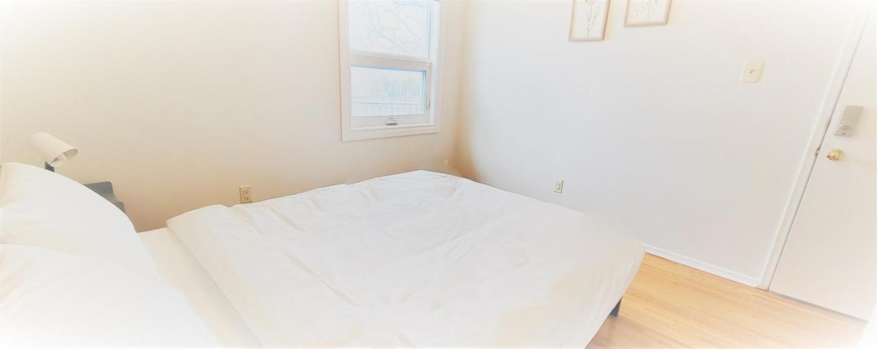 Queen Bedroom With Private Washroom Near 401, 404, Dvp, Markham, North York, Free Parking Τορόντο Εξωτερικό φωτογραφία