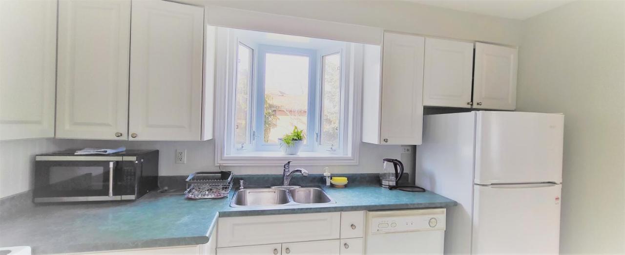 Queen Bedroom With Private Washroom Near 401, 404, Dvp, Markham, North York, Free Parking Τορόντο Εξωτερικό φωτογραφία